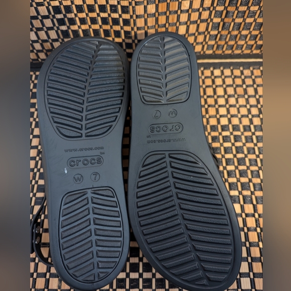 Crocs Brooklyn platform strappy sandal - Picture 2 of 4